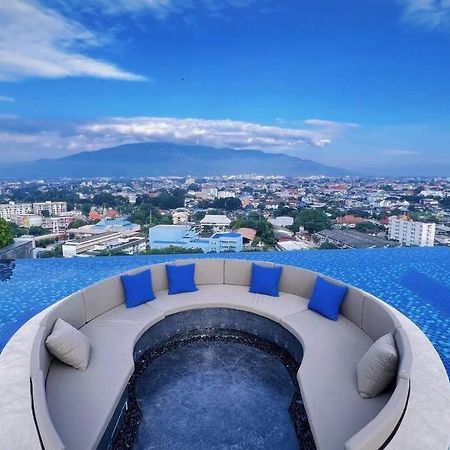 Modern Style Room With Sky Pool 古城边天际泳池公寓 Чіангмай Екстер'єр фото