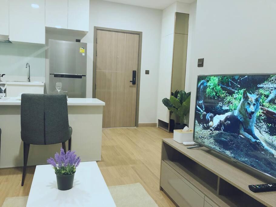Modern Style Room With Sky Pool 古城边天际泳池公寓 Чіангмай Екстер'єр фото