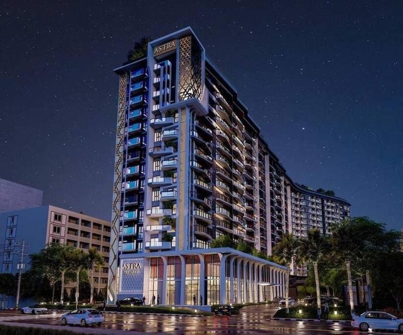 Modern Style Room With Sky Pool 古城边天际泳池公寓 Чіангмай Екстер'єр фото