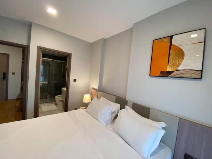 Modern Style Room With Sky Pool 古城边天际泳池公寓 Чіангмай Екстер'єр фото